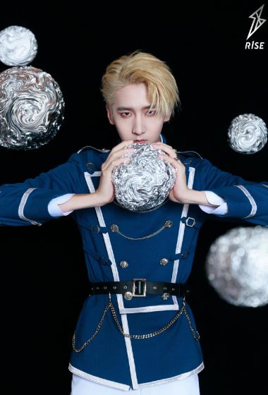 r1se腾讯视频星光大赏帅气图片写真1216