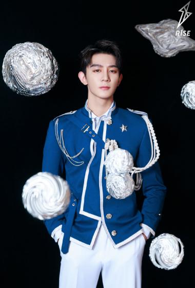 r1se腾讯视频星光大赏帅气图片写真1216