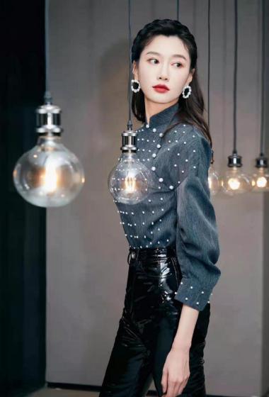 李斯羽皮裤干练时尚写真图片29