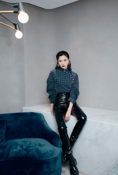 李斯羽皮裤干练时尚写真图片29