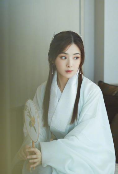 张含韵汉服造型甜美古风写真图片811