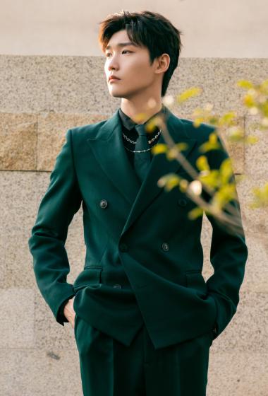 邢昭林腾讯视频星光大赏儒雅帅气写真99