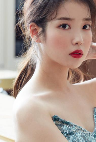 iu李知恩亮片鱼尾裙性感写真图片89