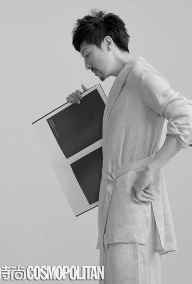 张鲁一慵懒俏皮黑白内页写真图片46