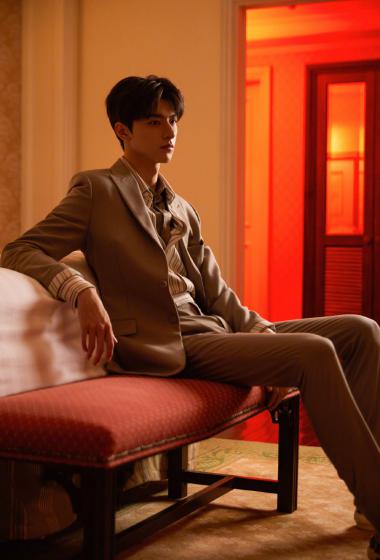 林一西服套装帅气写真图片78