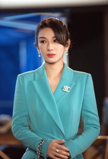 黄奕蓝色西服优雅写真图片46