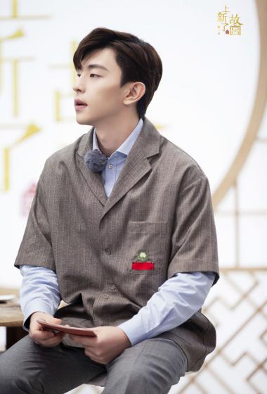 邓伦上新了故宫帅气剧照图片1012