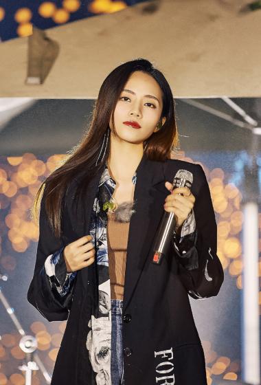 刘惜君酷黑a飒写真图片815