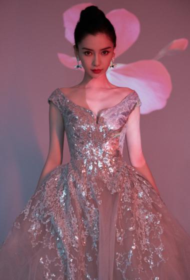 性感美女杨颖angelababy吊带裙写真57