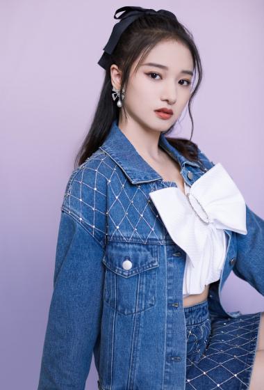 陈昕葳牛仔短裙性感写真图片68
