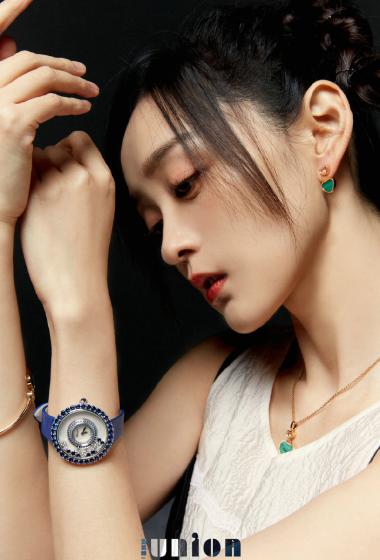 何泓姗最新时尚写真大片59