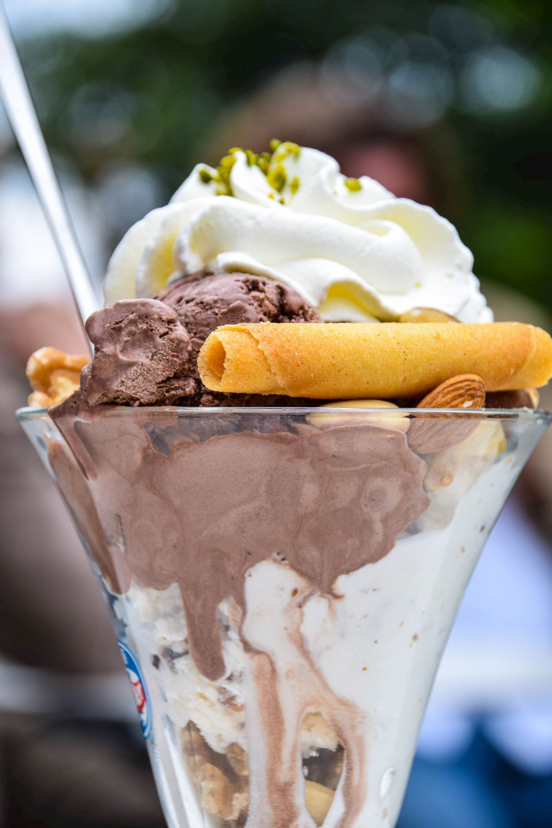 制品冰冻酸巧克力冰淇淋圣代