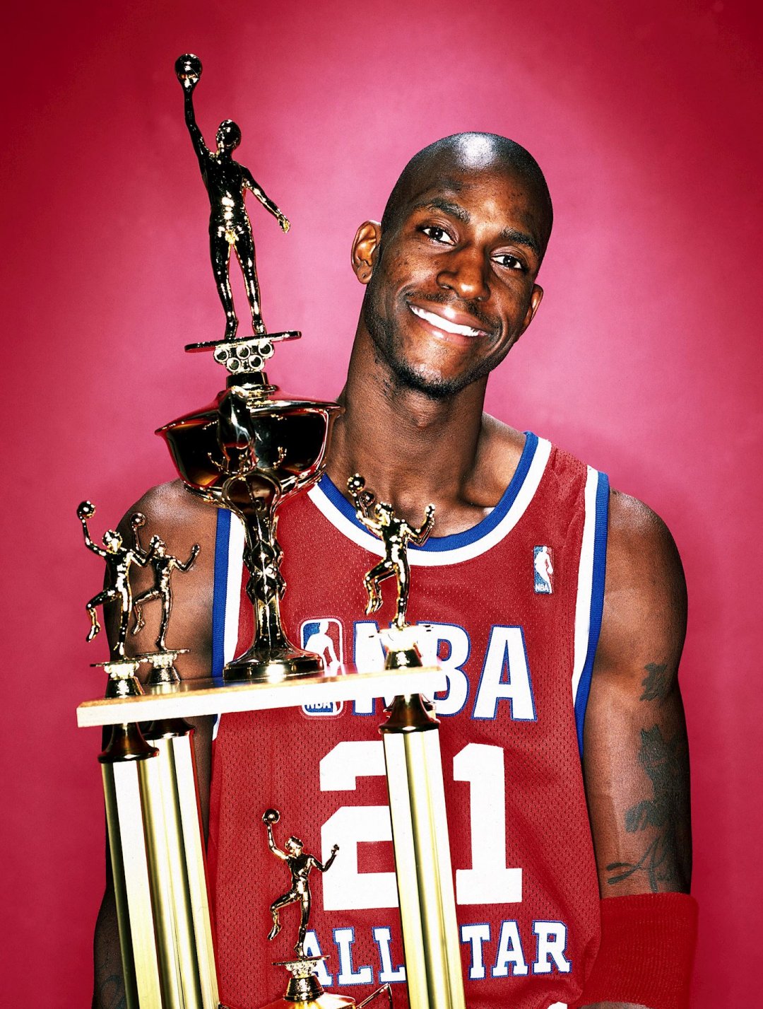 nba篮球明星凯尔特队凯文·加内特全明星奖杯