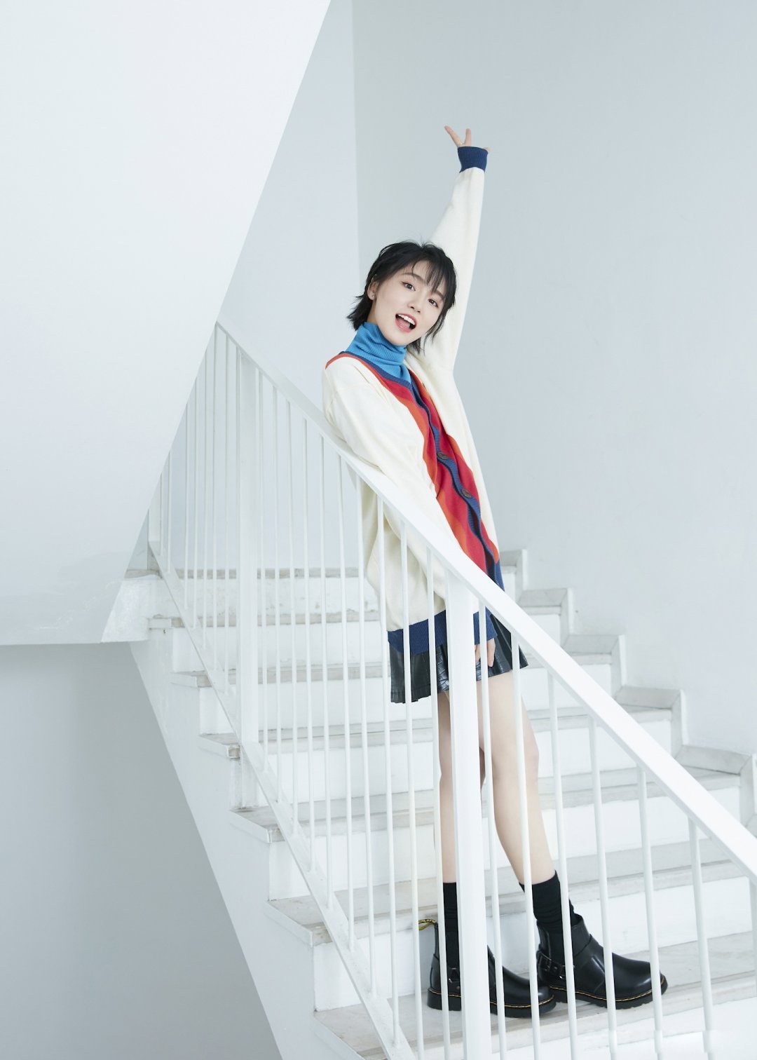 爱情公寓5》成果诸葛大力楼梯写真,高清图片,手机壁纸