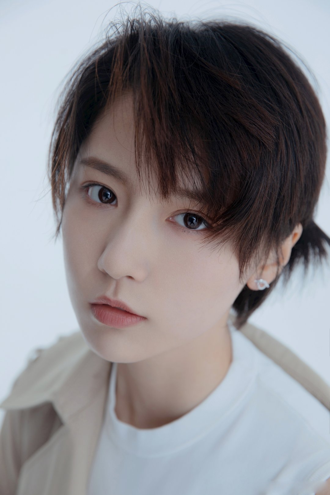 爱情公寓5》成果诸葛大力短发00后妹子,高清图片,手机壁纸