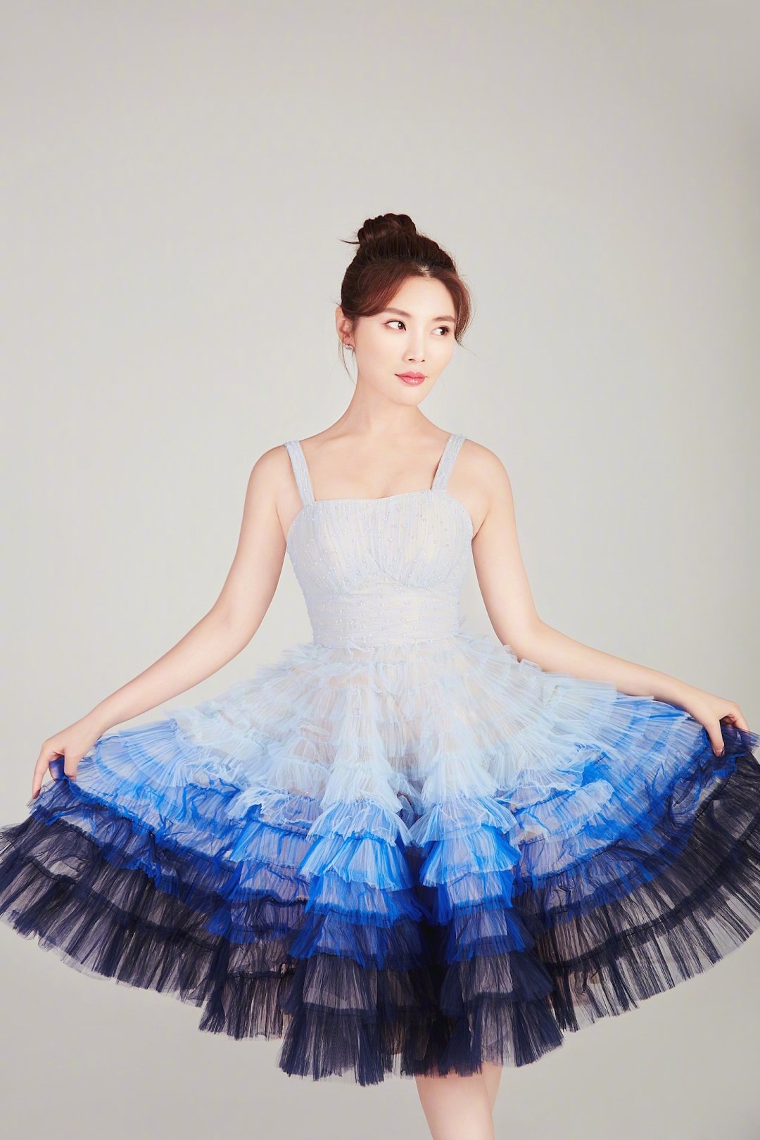 大嫂徐冬冬余罪西虹市首富白天鹅