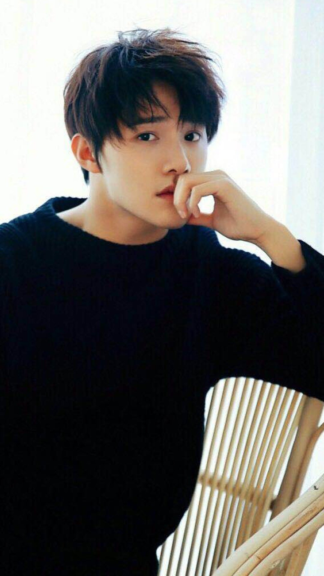 呆萌可爱黄圣池