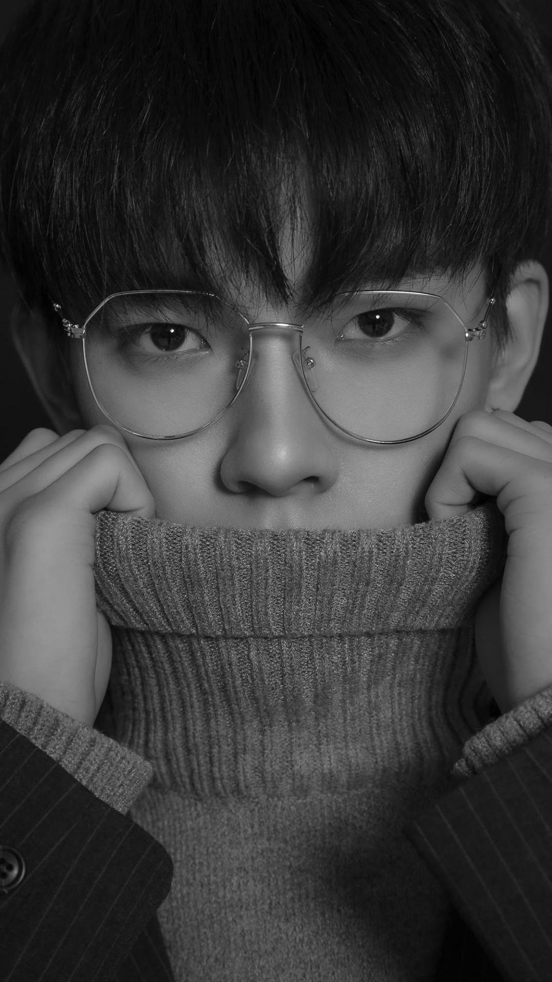 新晋小生叶航成帅气写真