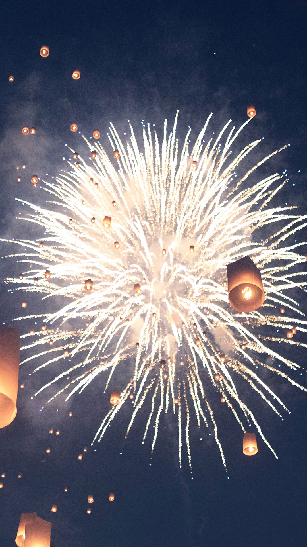 清迈天灯节唯美绚烂摄影