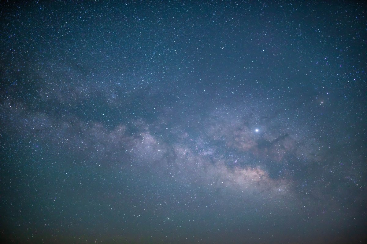 唯美夜晚星空壁紙圖片