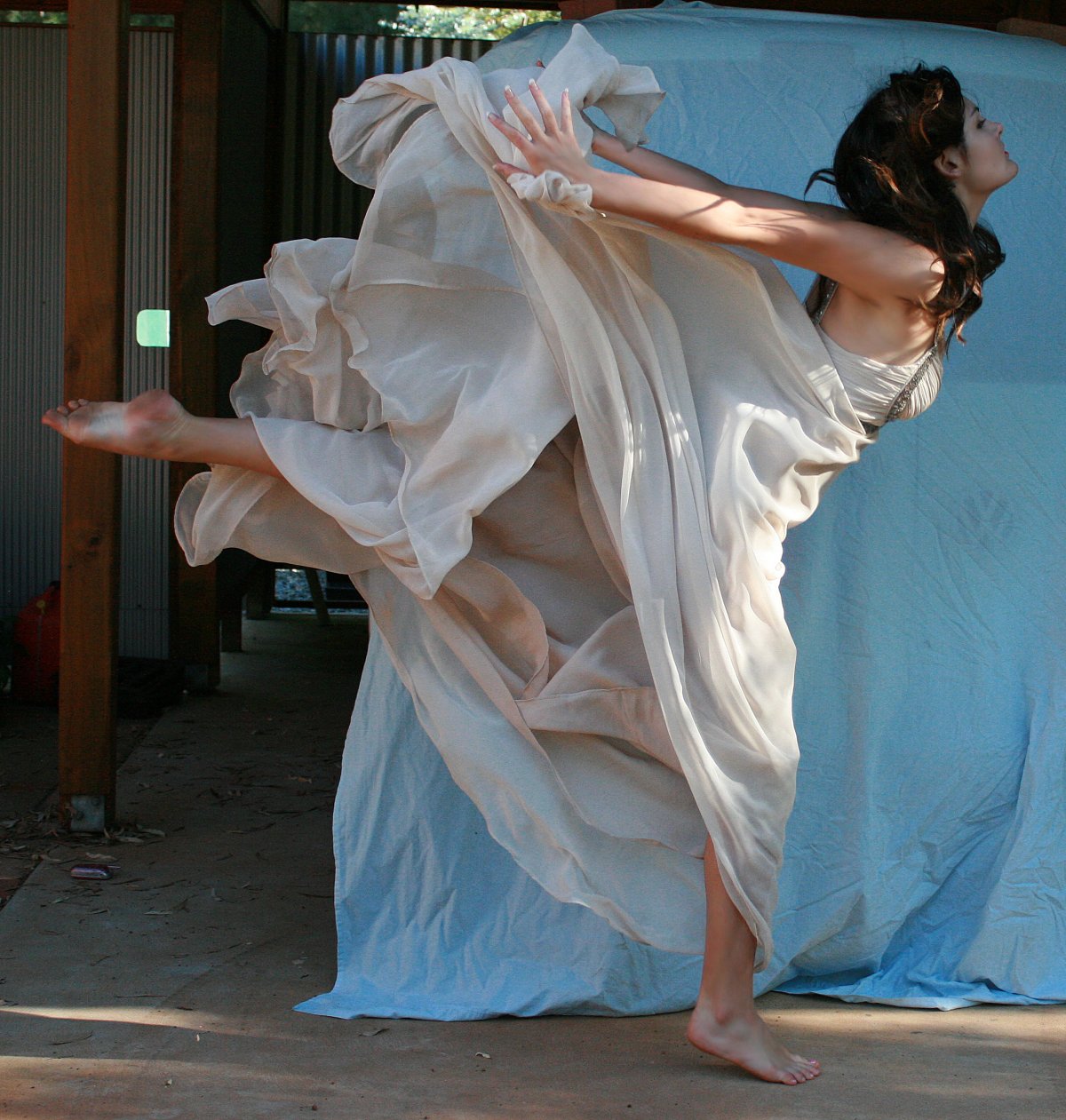 高清舞姿美女图片