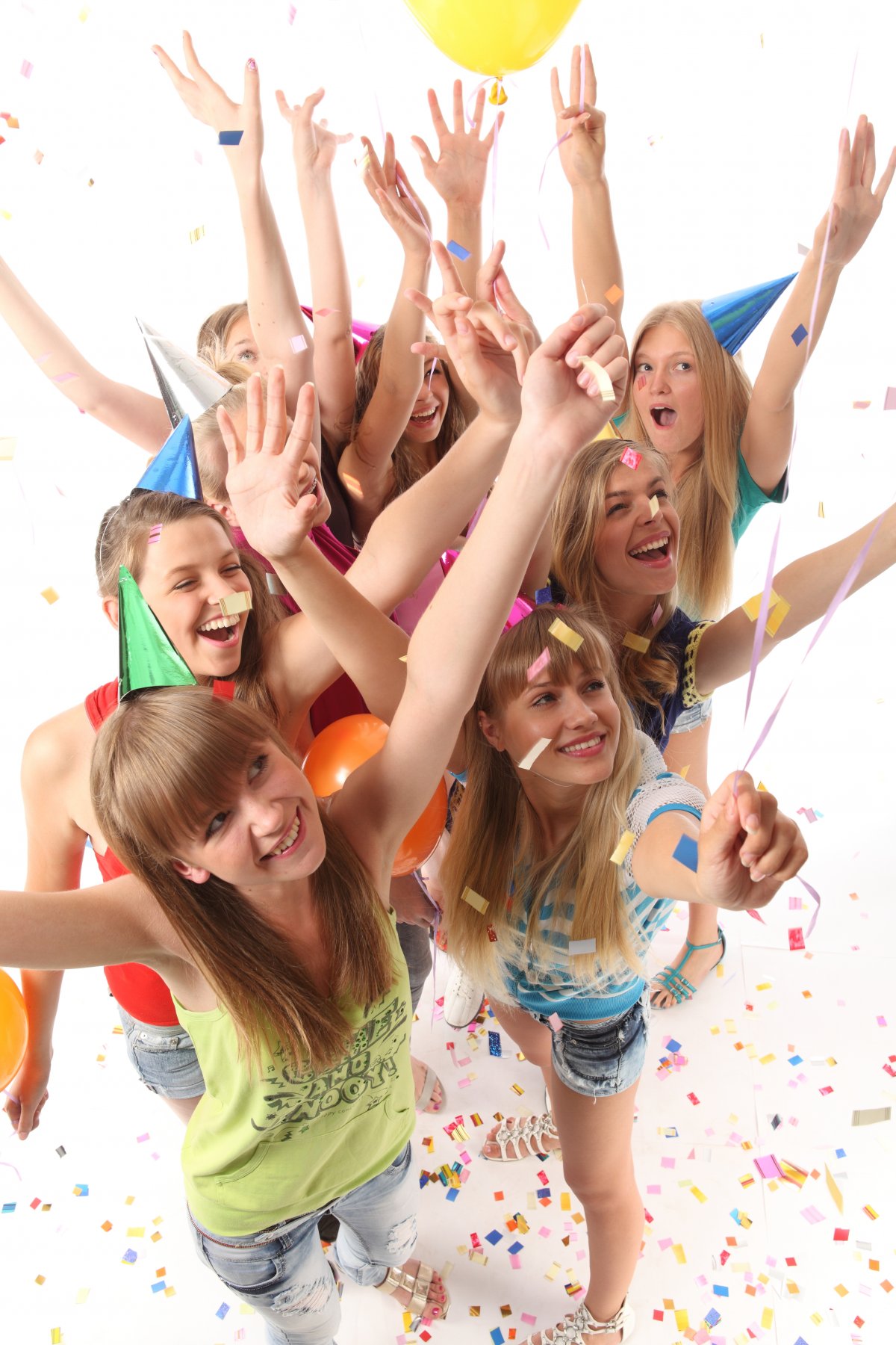 欢呼的女孩图片