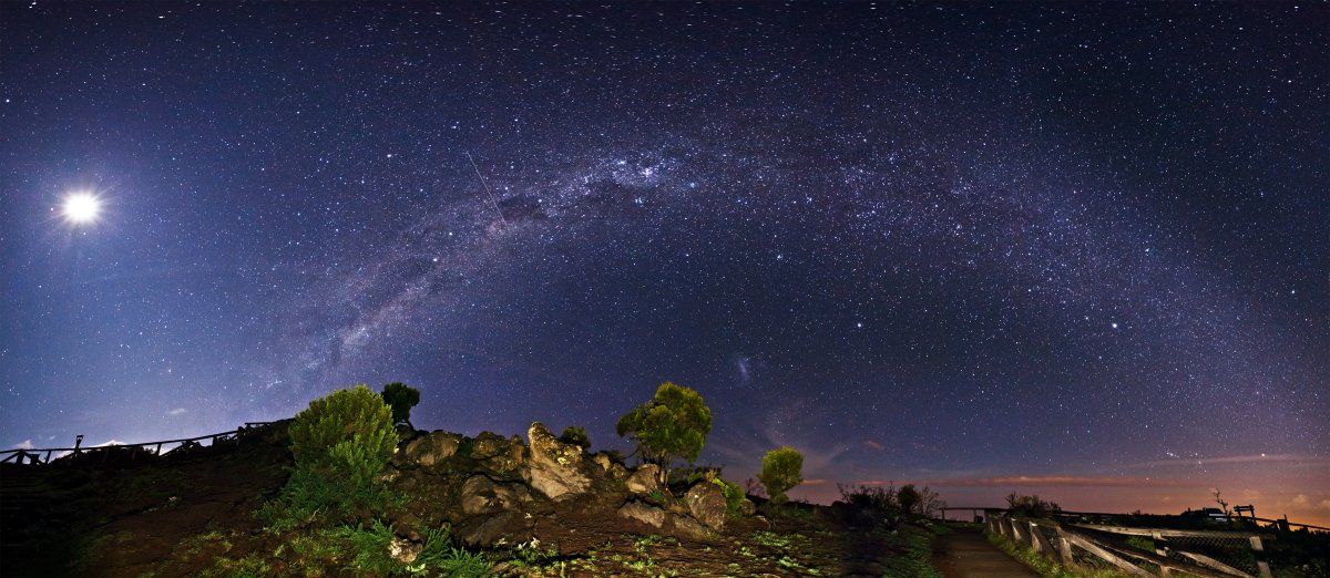 唯美夜晚星空图片