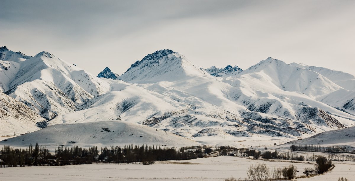 冬天山脉雪景图片,高清图片