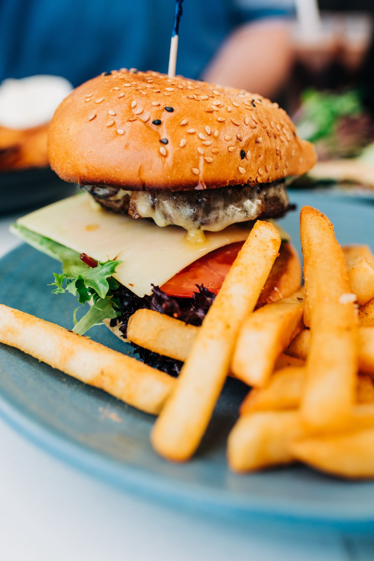 汉堡薯条美味图片