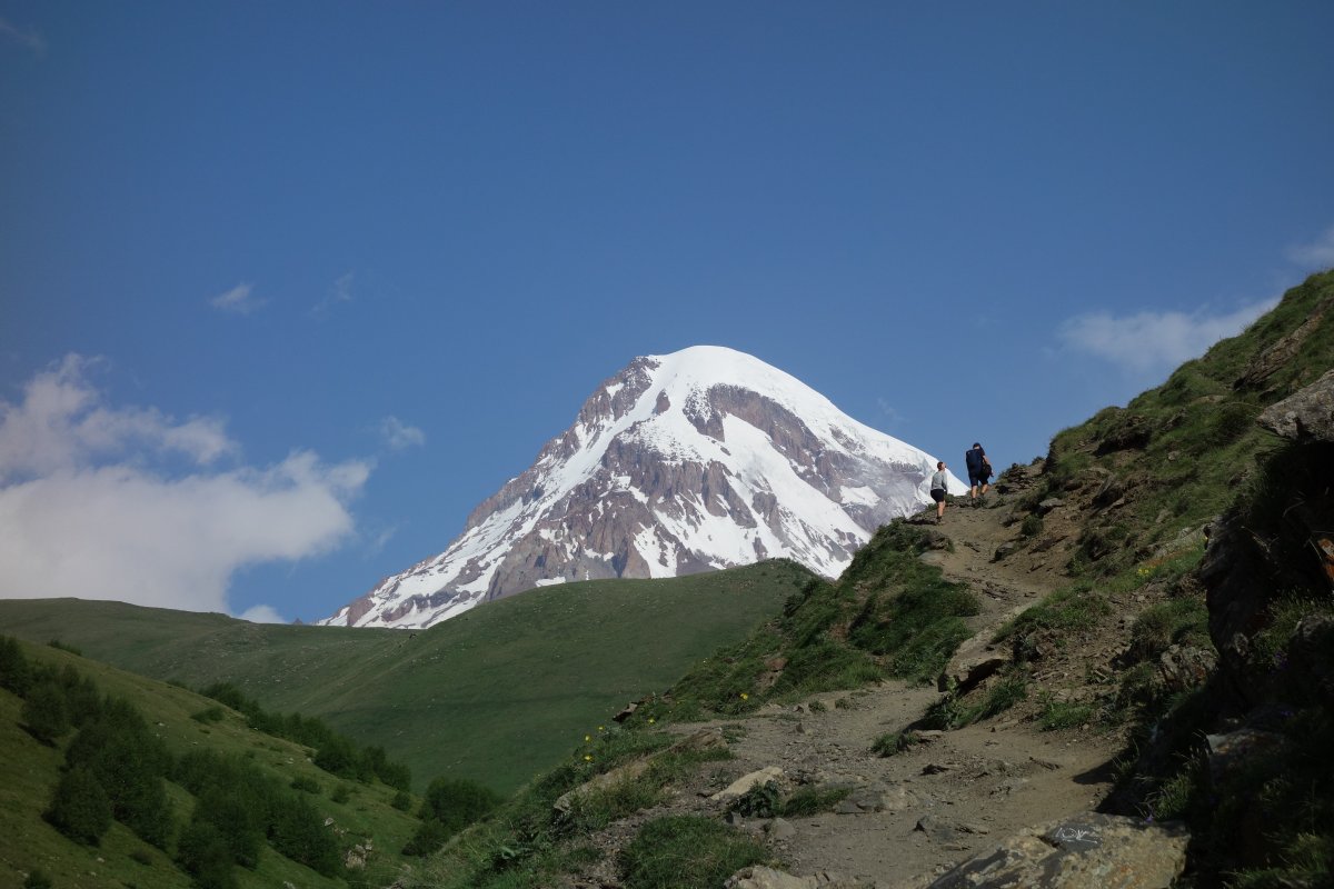 格鲁吉亚卡兹别克山自然风景图片