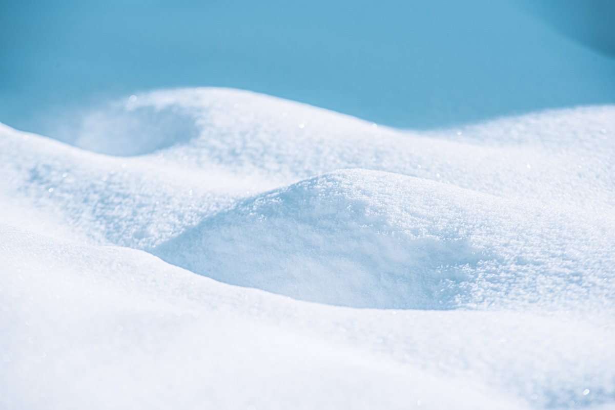 白色雪地背景图片 高清图片