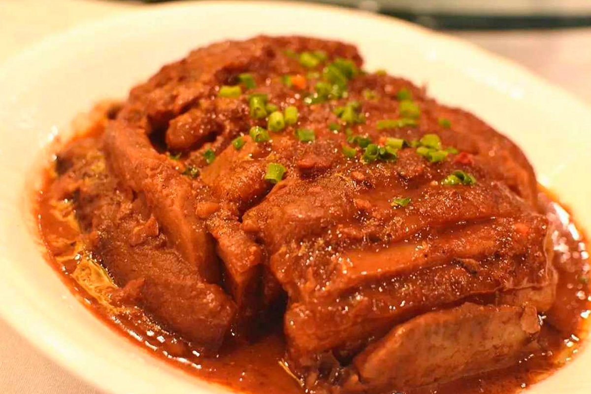 桂林特色名菜荔浦扣肉图片
