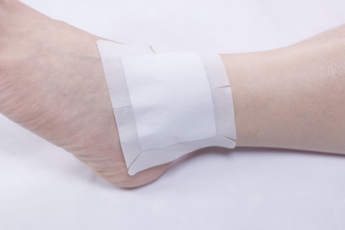 按照学位贴敷膏药图片