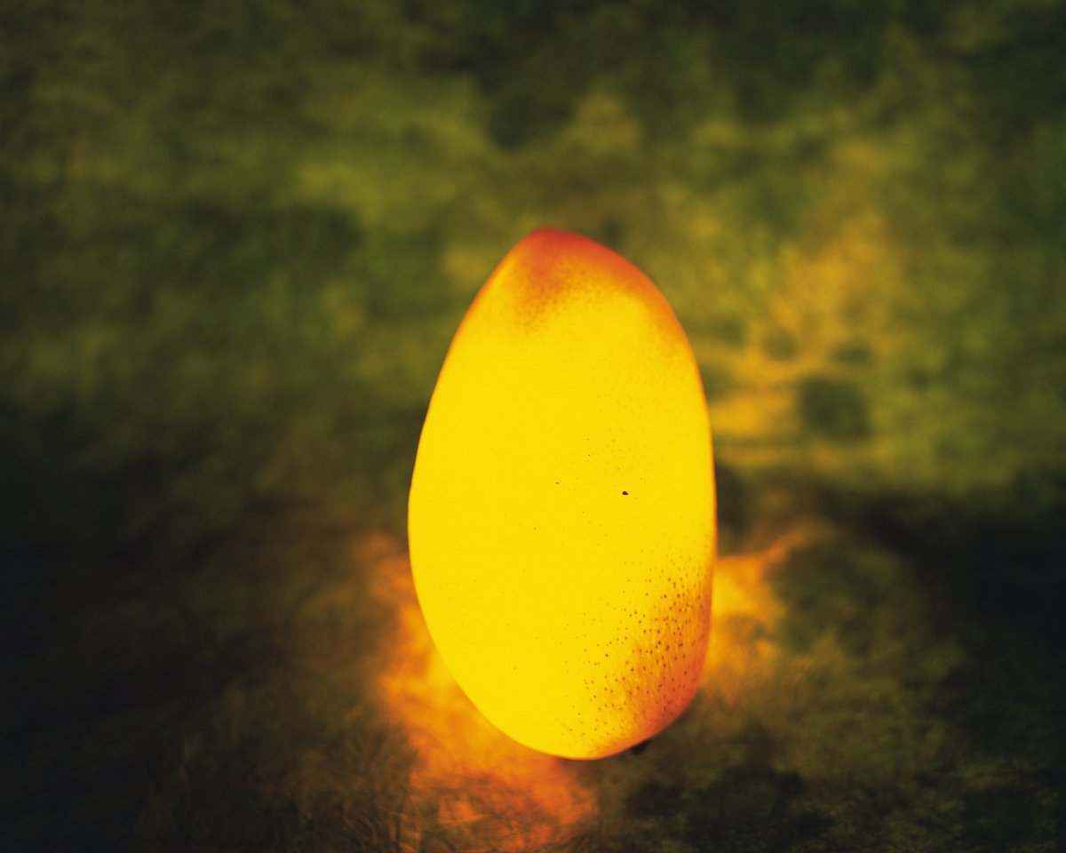 梦幻黄色发光水果图片