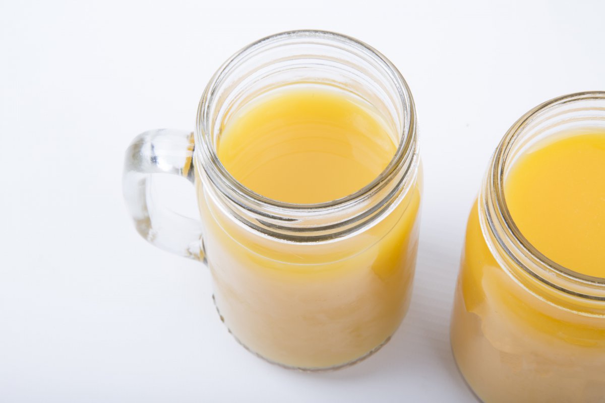 橙汁和苹果汁图片