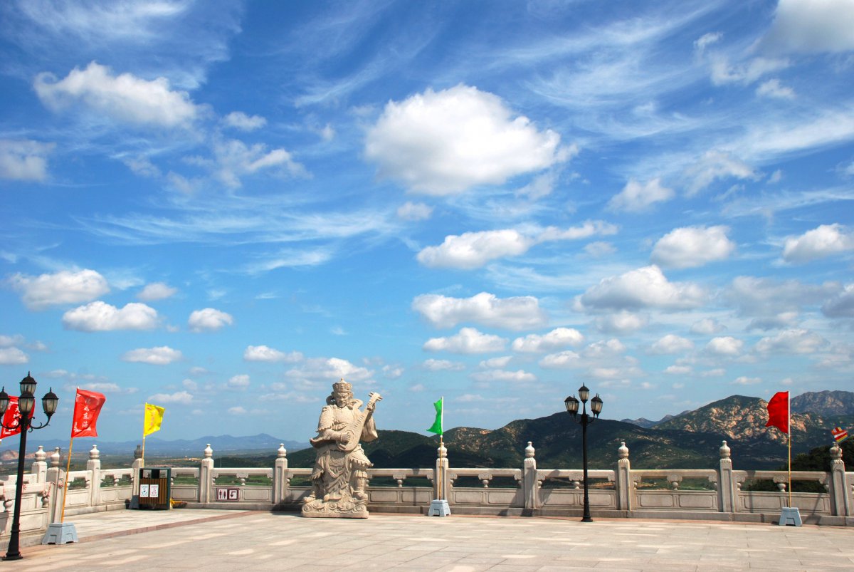 山东烟台南山大佛风景图片,高清图片