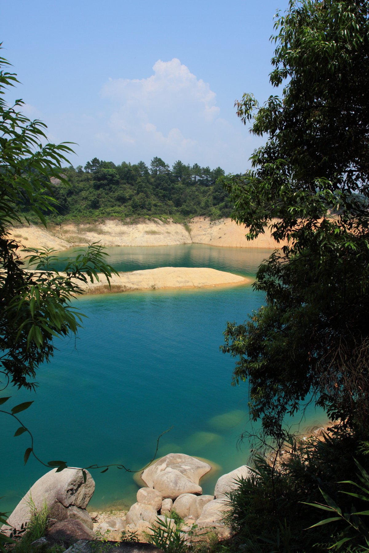 广东河源万绿湖风景图片