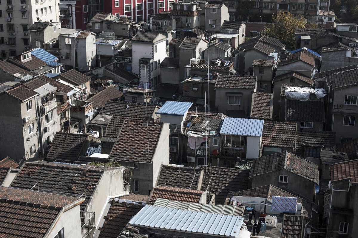 被城市包围的城中村建筑风景图片