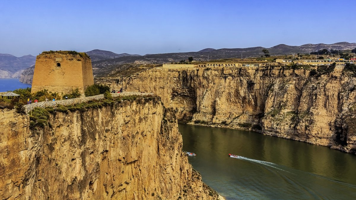 简介:一组精美的山西老牛湾风景图片,山西,老牛,风景图片,标签:山西