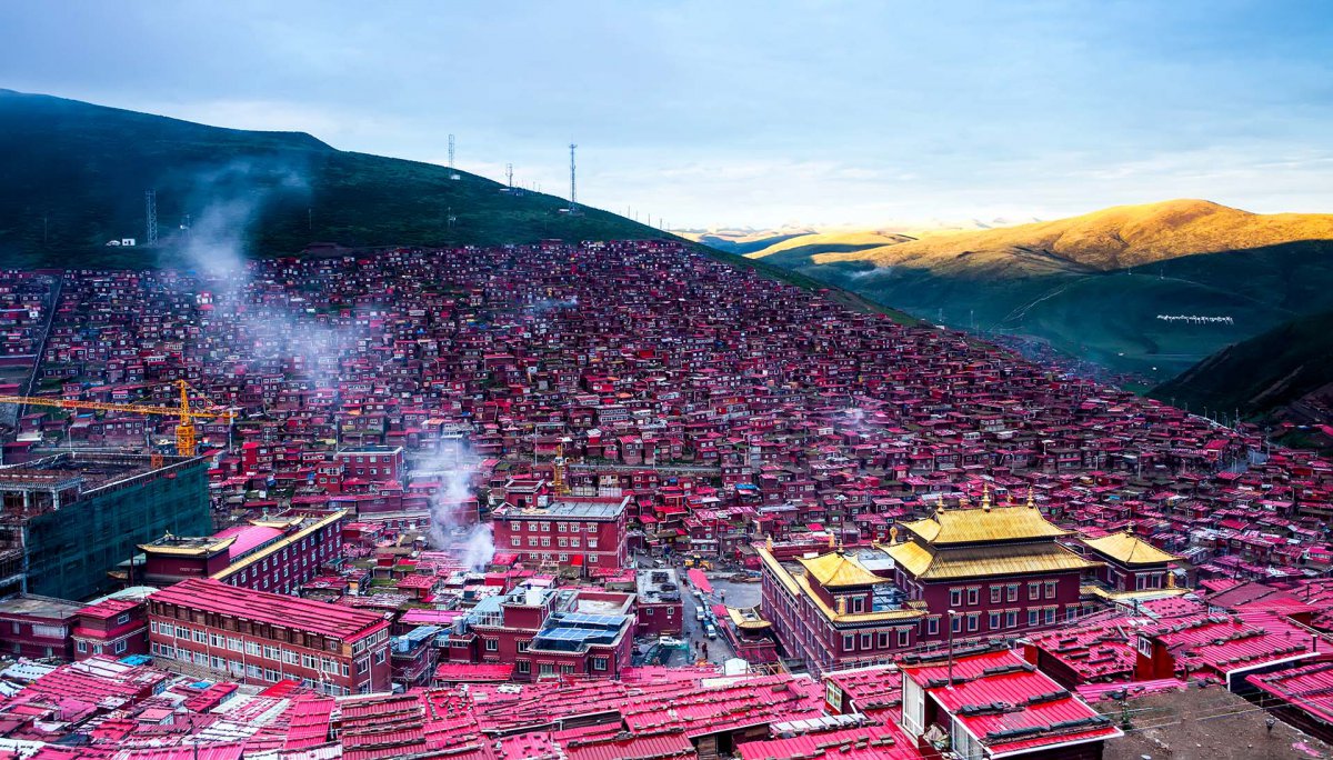 四川色达佛学院风景图片