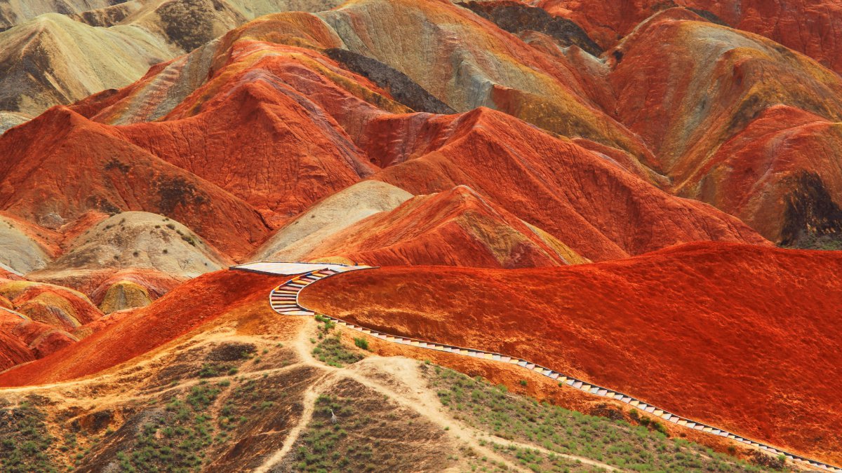 山东五彩山风景图片