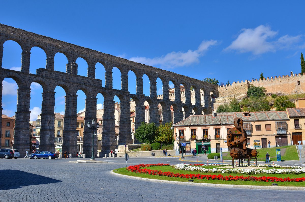 西班牙罗马大渡槽图片