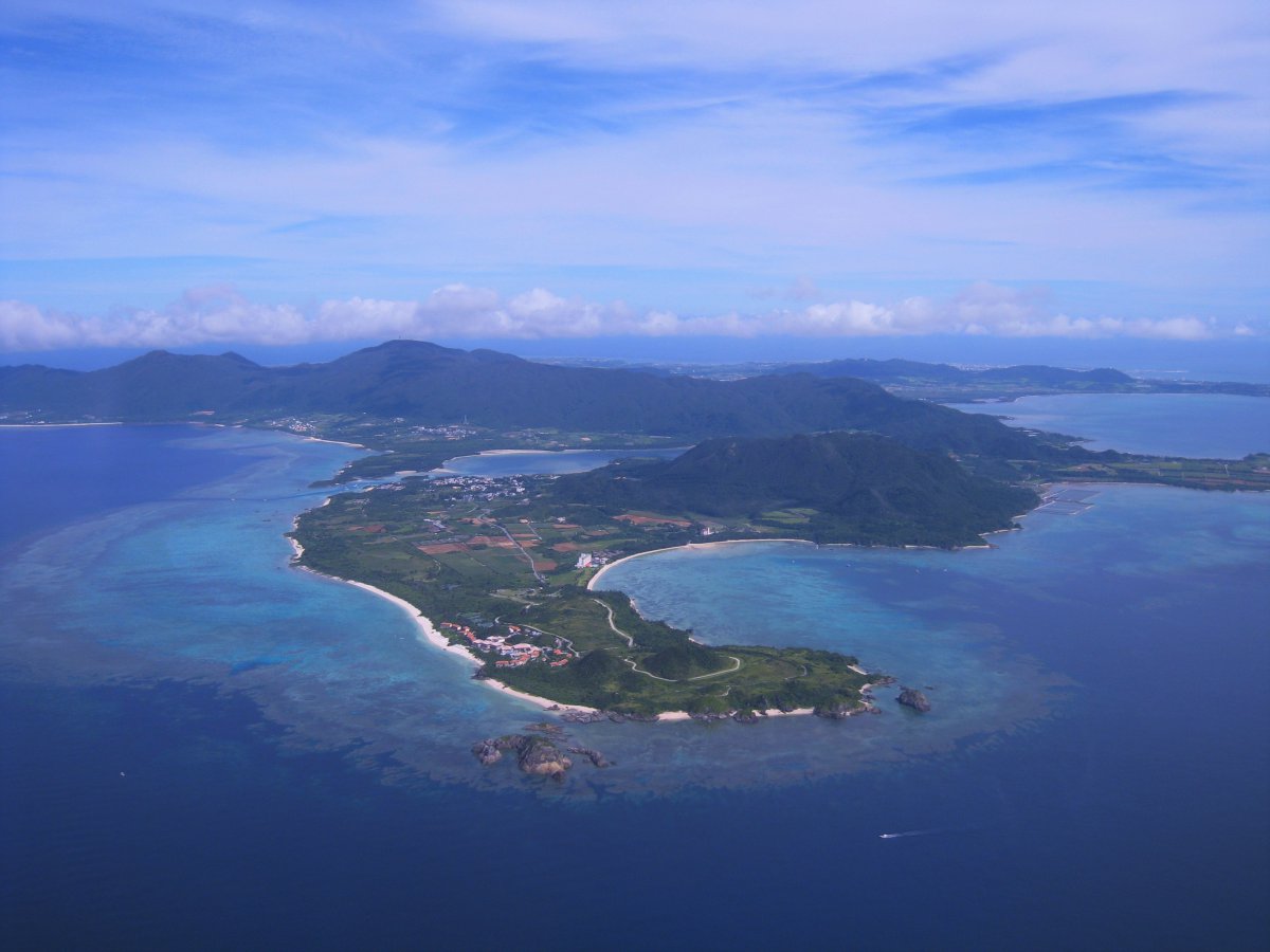 秀丽的大西洋上巴巴多斯岛自然风景图片
