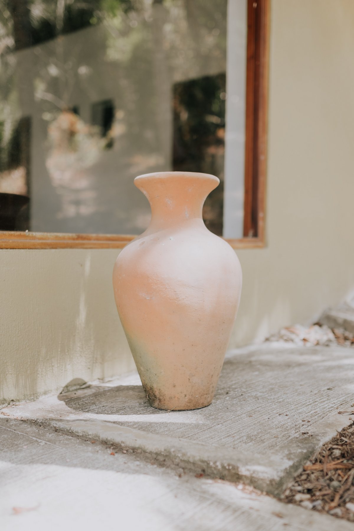 人気商品 陶磁器花瓶 - 花瓶