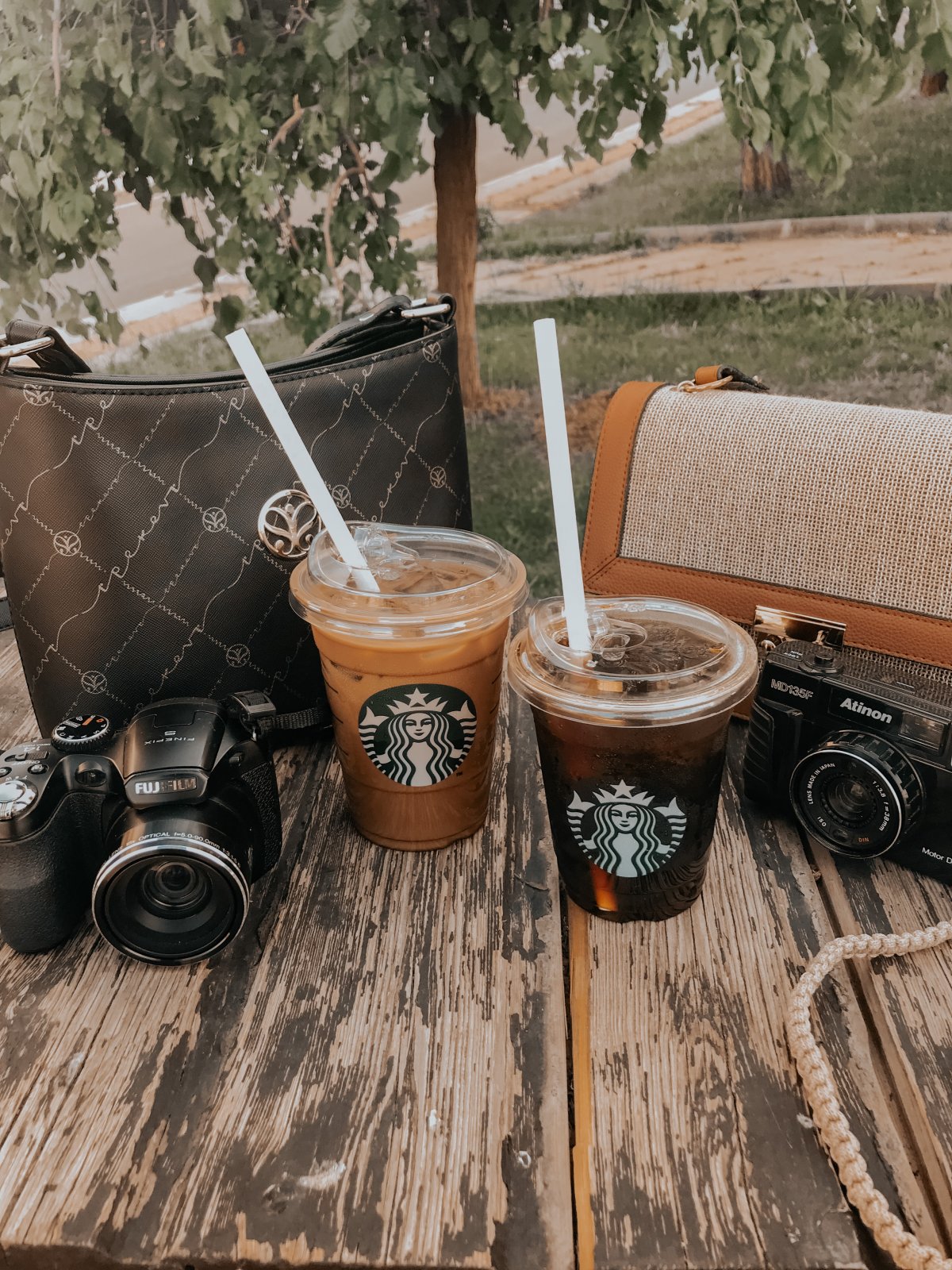 两杯咖啡图片生活照图片