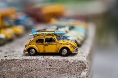 彩色的甲壳虫玩具车图片
