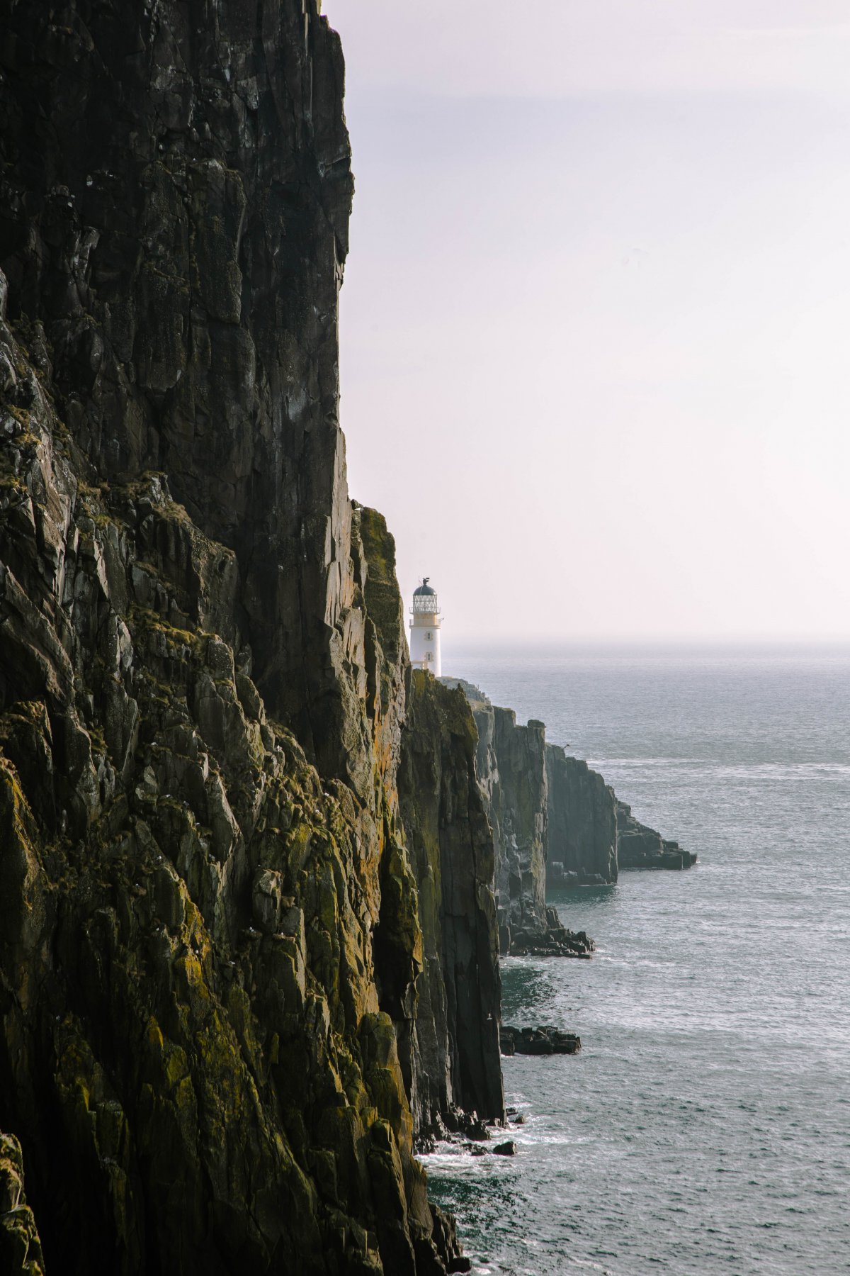 大海海岸悬崖峭壁图片