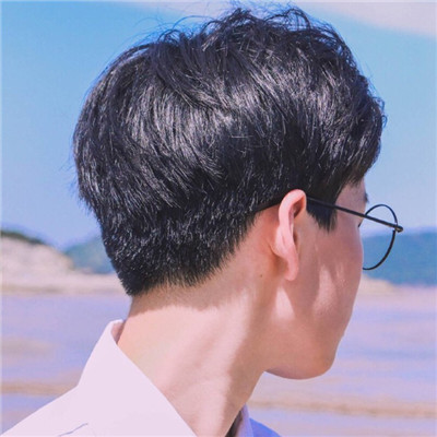 最新版男生阳光帅气头像