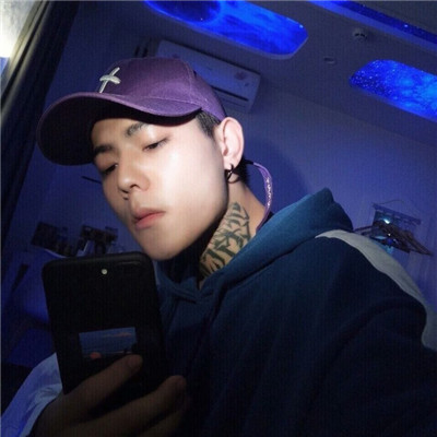 男生颓废伤感纹身头像精选