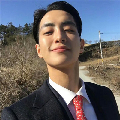 快手头像男生帅气傻笑有点二的